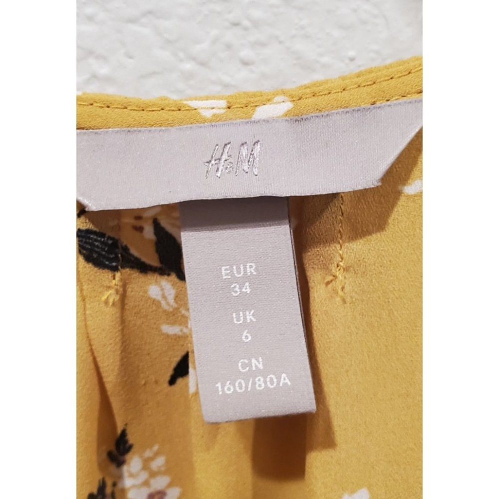 H&M Yellow Floral Flutter Sleeved Top - Picture 3 of 4